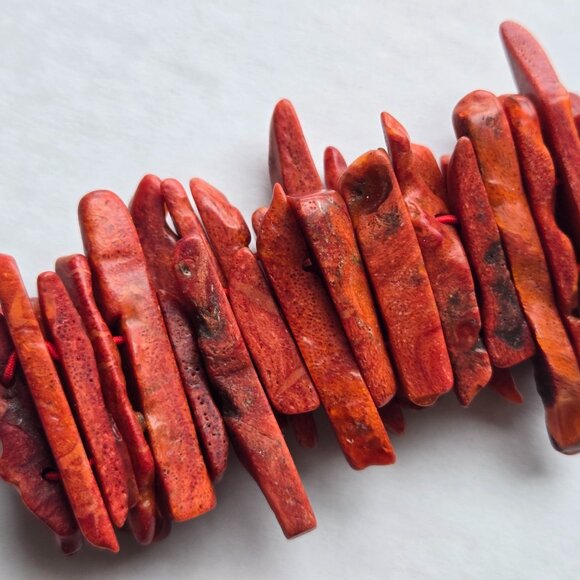 Vintage Red Coral Stretch Cuff Bracelet - Picture 2 of 4